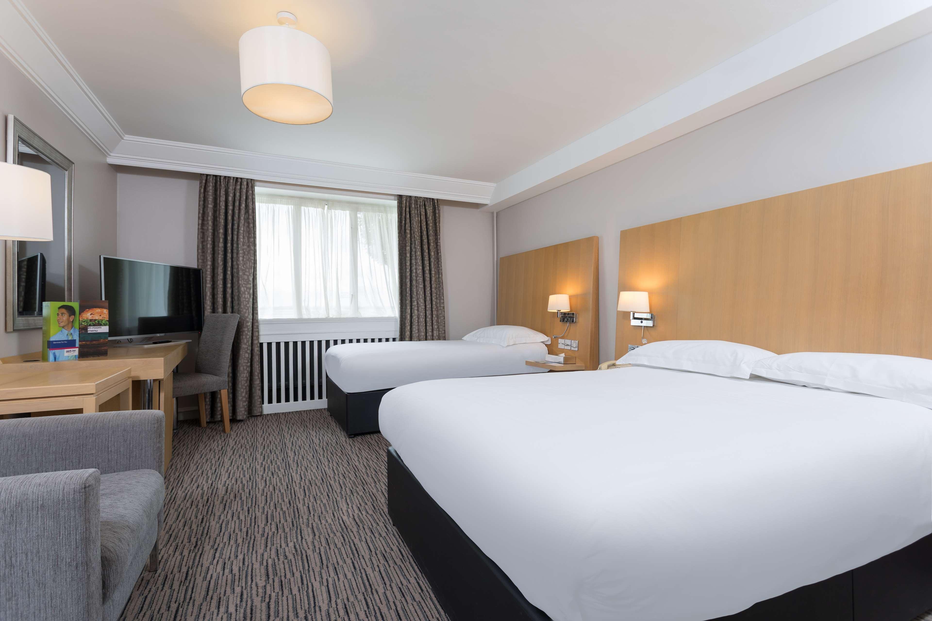 Park Inn By Radisson Shannon Airport Exterior foto